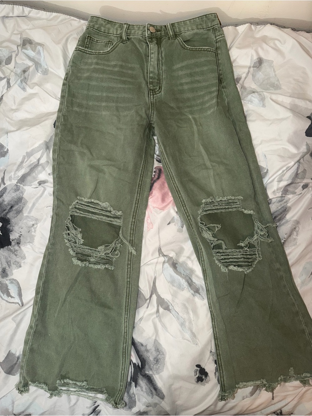 Anniewear Women's Cropped Jeans - Sage Green